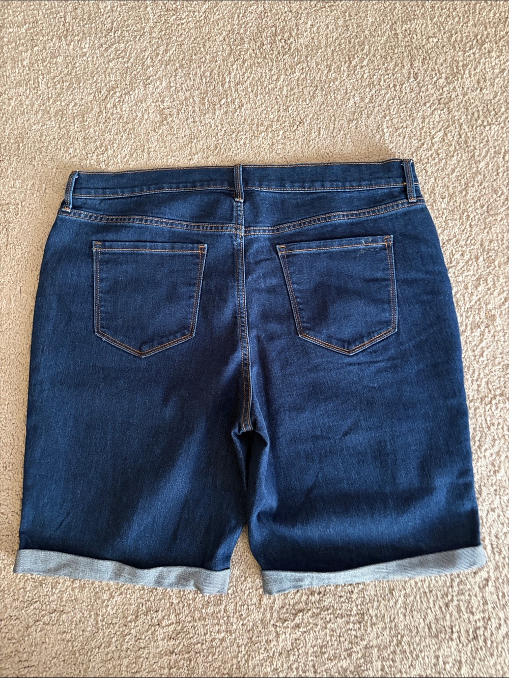 Old Navy Women's Dark Blue Denim Bermuda Shorts size 16 NEW inseam 9.5” - Picture 3 of 4